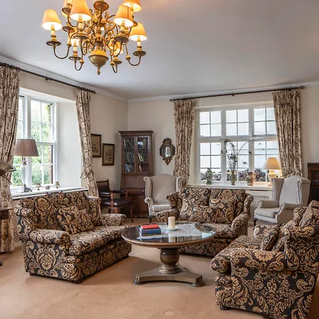 Hotel Abbeyglen Castle